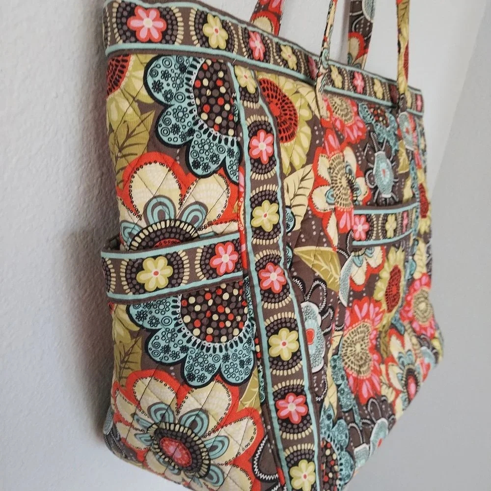 Vera Bradley Perfect Petals Large Quilted Multicolor Floral Travel Tote Bag NWOT